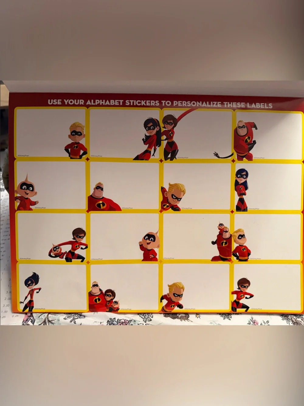 Disney Pixar Incredibles 2- Play Scenes! Over 1,000 reusable Stickers!XL 14”x10”